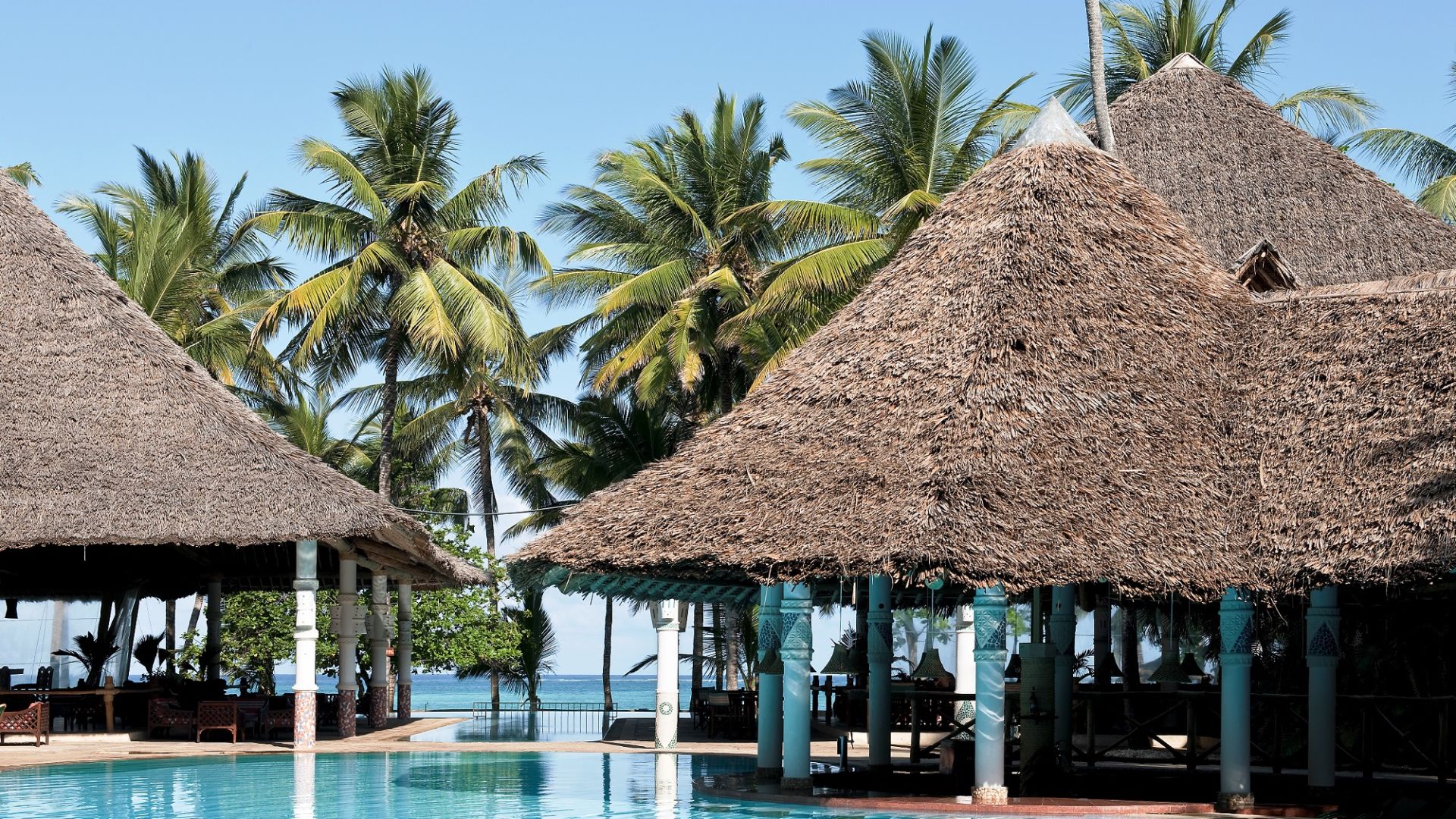 **** Hotel Neptune Village Beach Resort