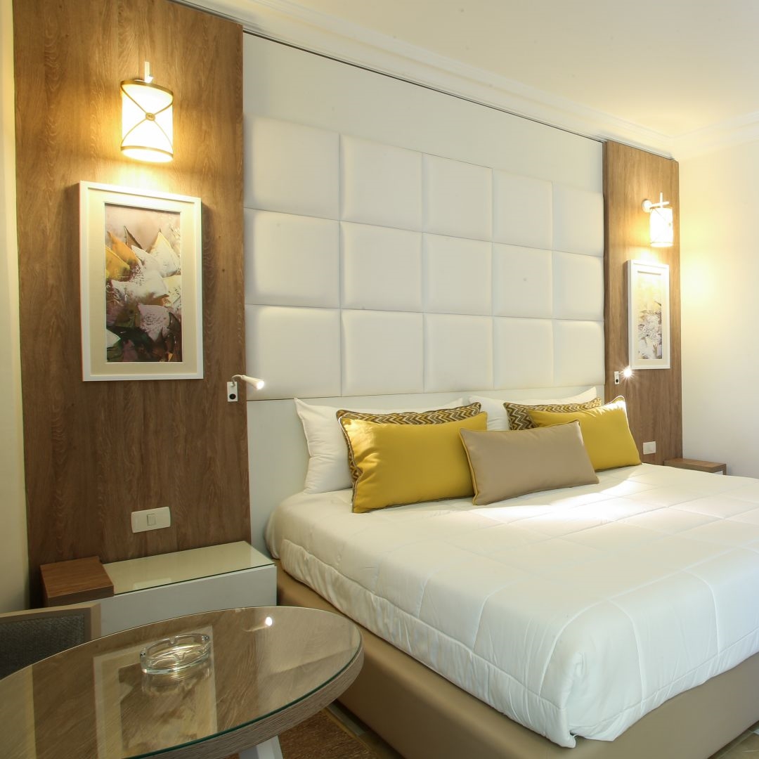 ***** lti Bellevue Park