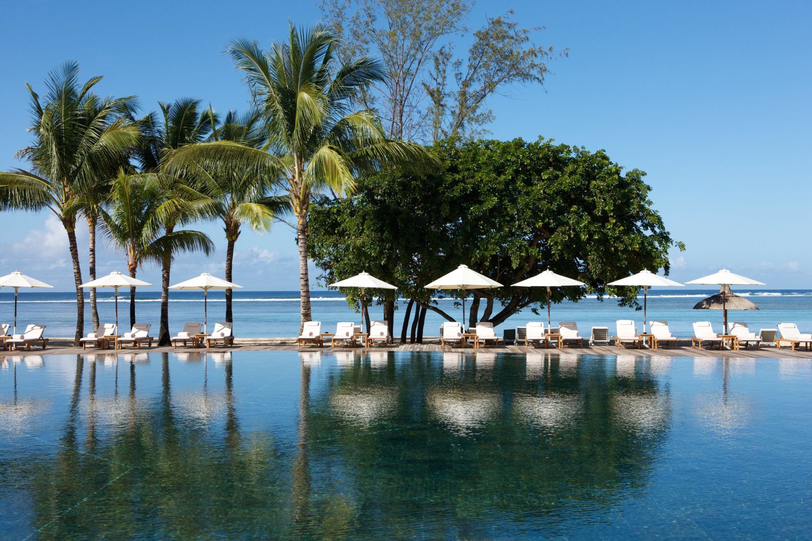 ***** Hotel Outrigger Mauritius Resort & Spa