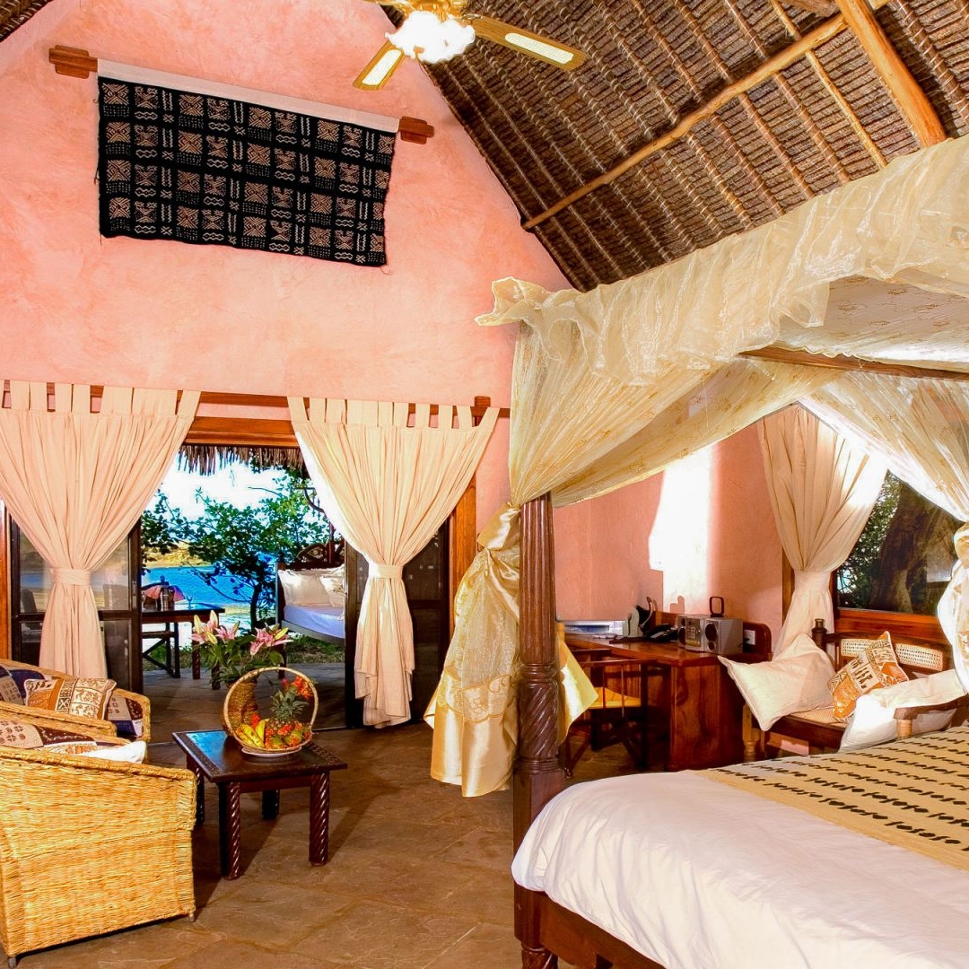 **** The Sands at Chale Island
