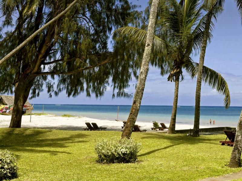 **** Hotel Neptune Village Beach Resort