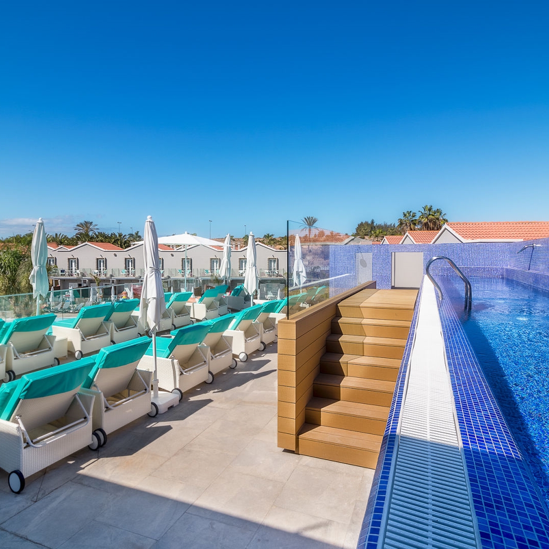 COOEE Los Calderones Hotel Suites - Erwachsenenhotel