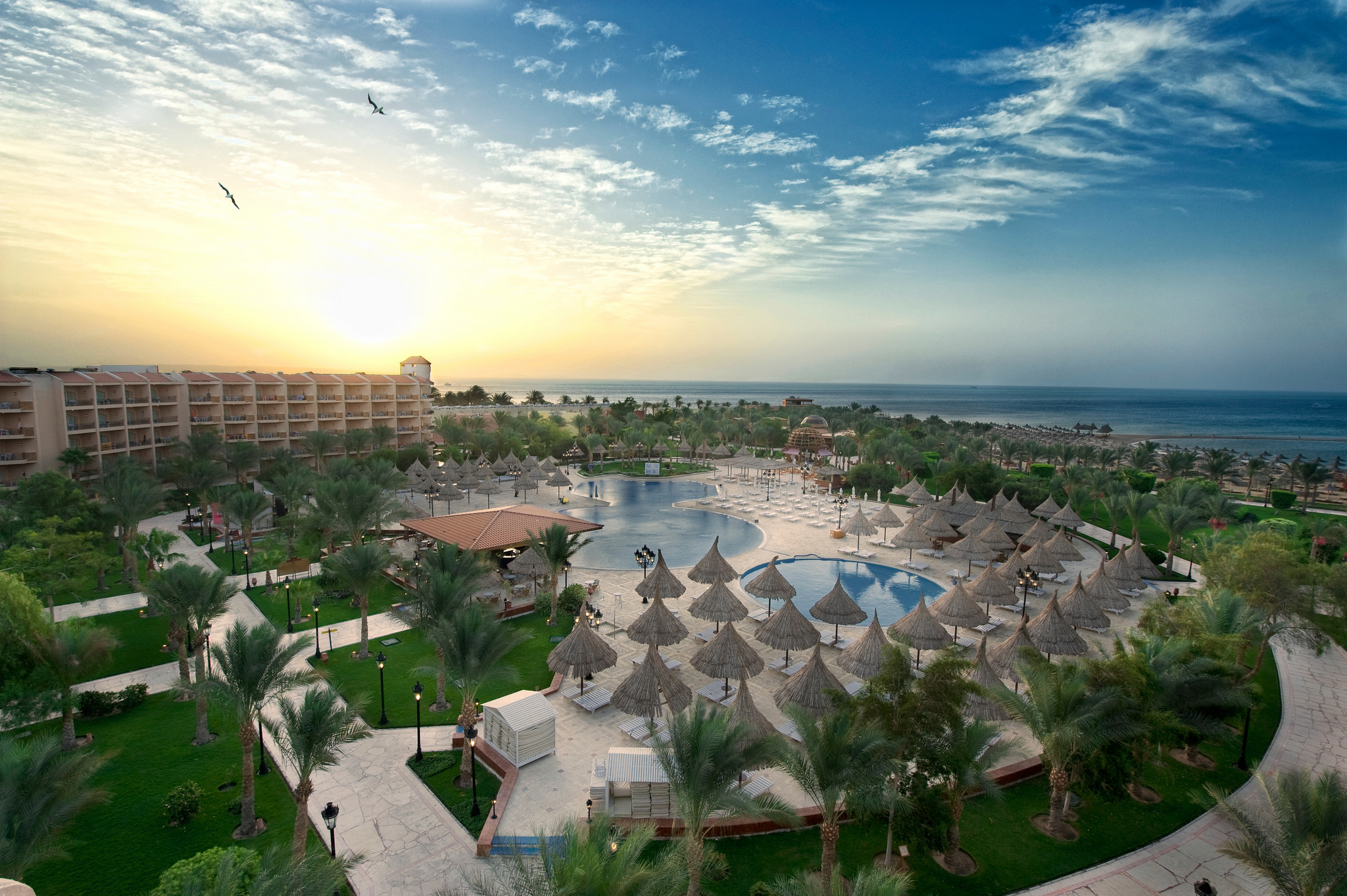 ***** Hotel Siva Grand Beach