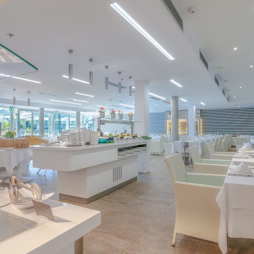 COOEE Los Calderones Hotel Suites - Erwachsenenhotel