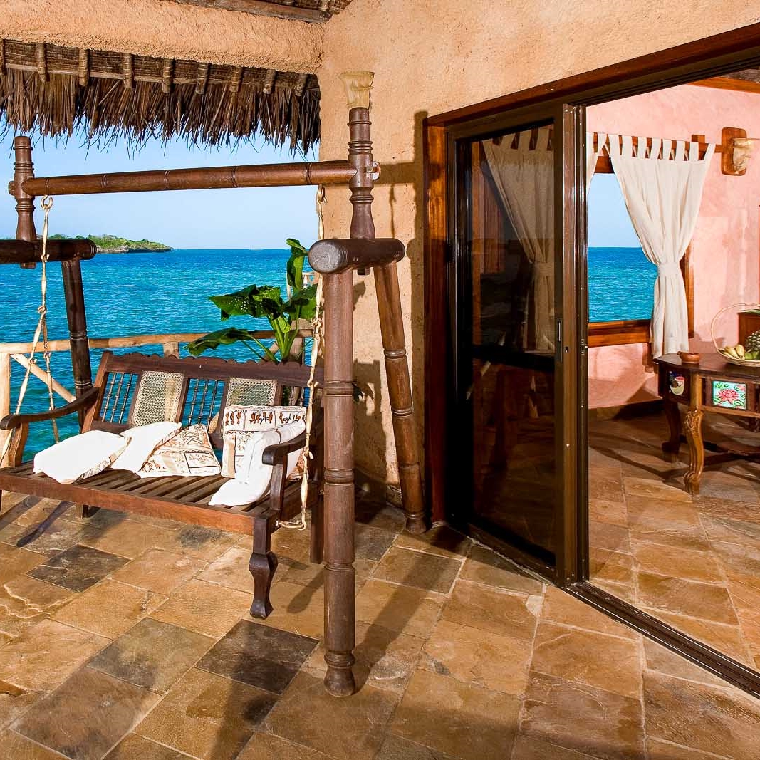 **** The Sands at Chale Island