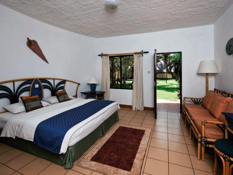 **** Hotel Neptune Village Beach Resort
