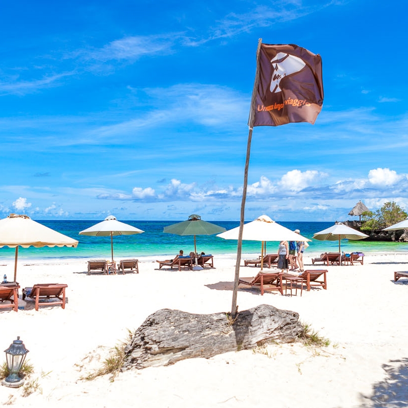 **** The Sands at Chale Island