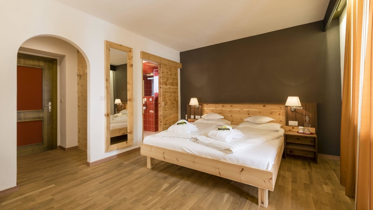 4 Sterne Hotel Kreuzbergpass in Südtirol