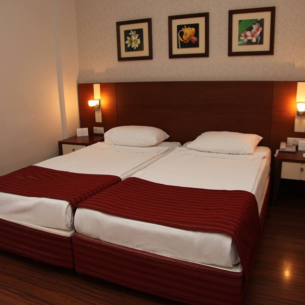 ****+ Queen´s Park Le Jardin