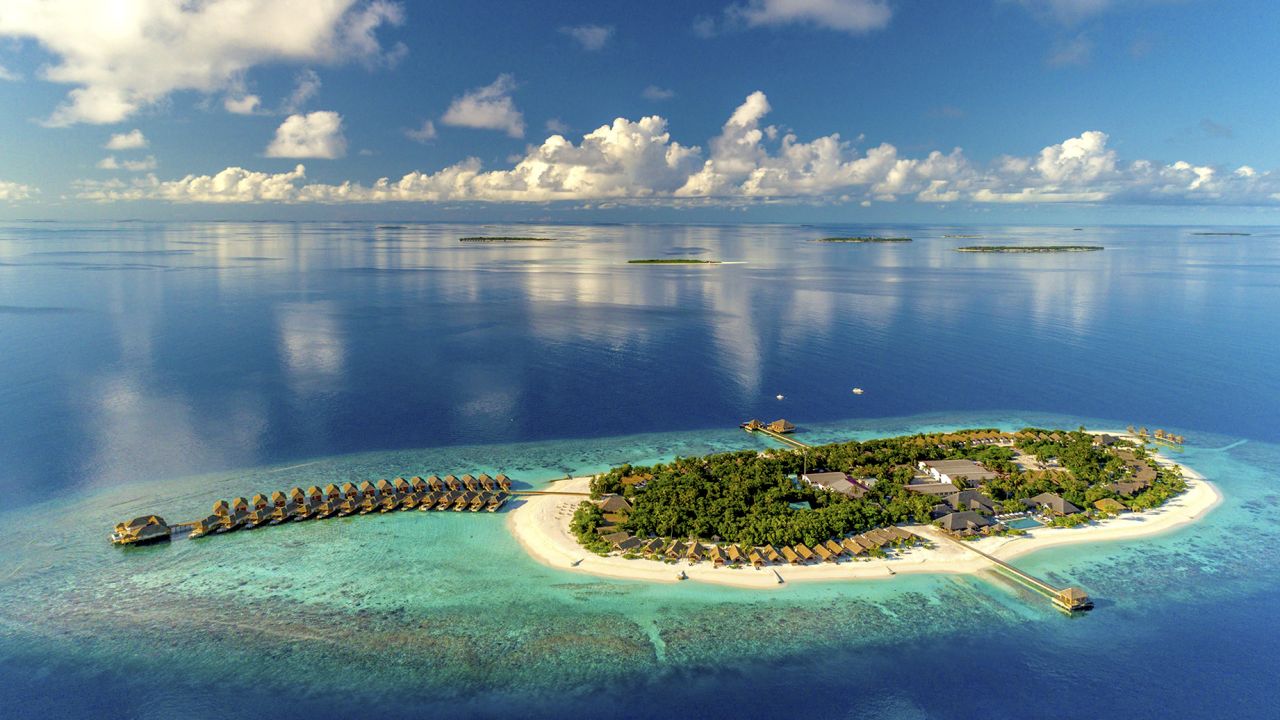 5 Sterne Kudafushi Resort & Spa