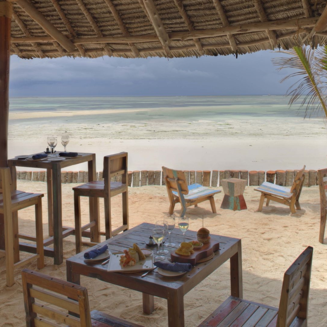 4 Sterne Hotel Bluebay Beach Resort & Spa