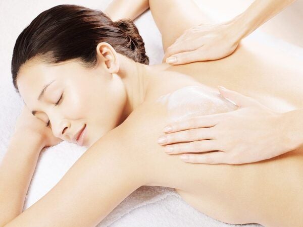 Tắm trắng bao nhiêu lần mới trắng