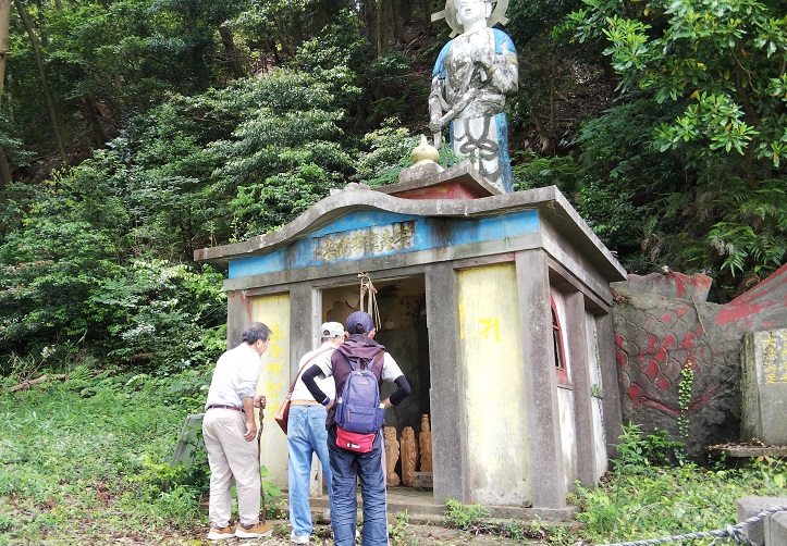 安産腹帯観音堂（円空彫りを納めています）