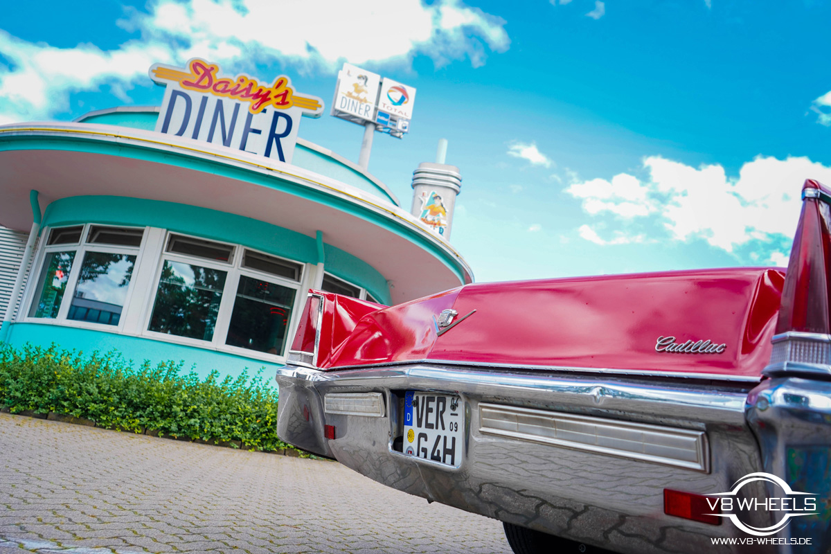 Monatliches US Car Treffen Daisy's Diner Oyten Juli V8 Wheels