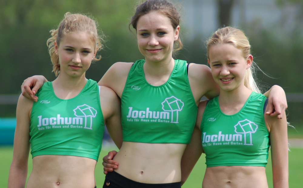 Erfolgreiche Springerinnen Lena Albrecht, Klara Kempter und Eva Reitenauer 2013