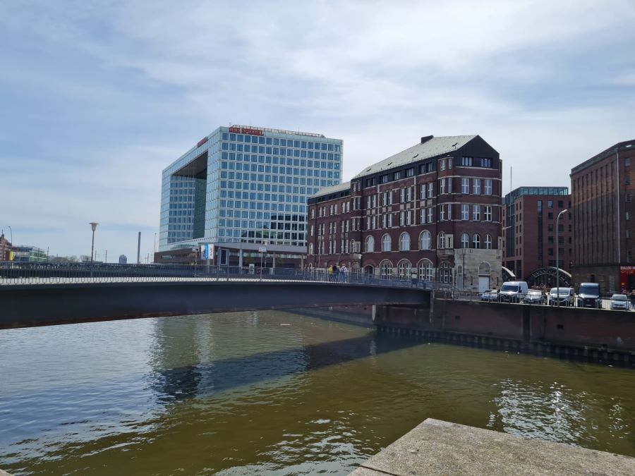 durch die Hafen-City