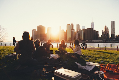 Concepts for communication and sales in the tourism business.