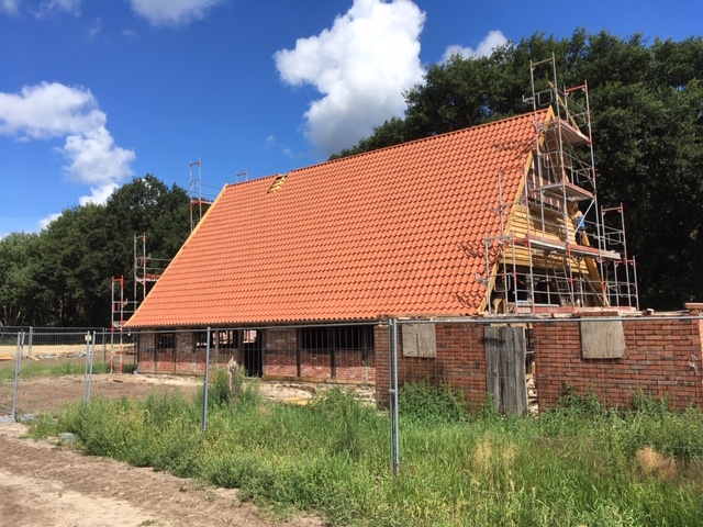 Fachwerkkotten mit neuen Dachpfannen