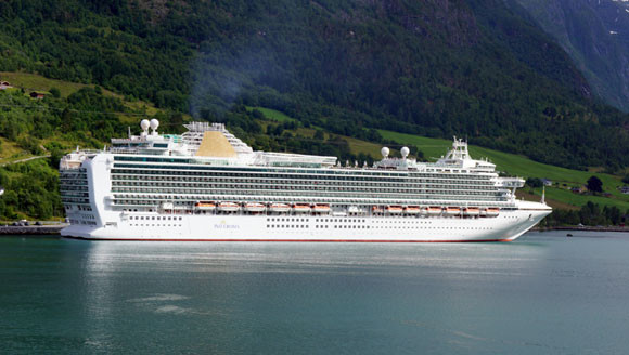 P&O Cruises Azura ex 6166 