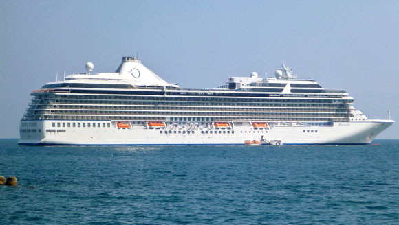 Oceania Riviera 6195  