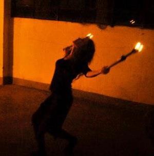 Danza con il fuoco