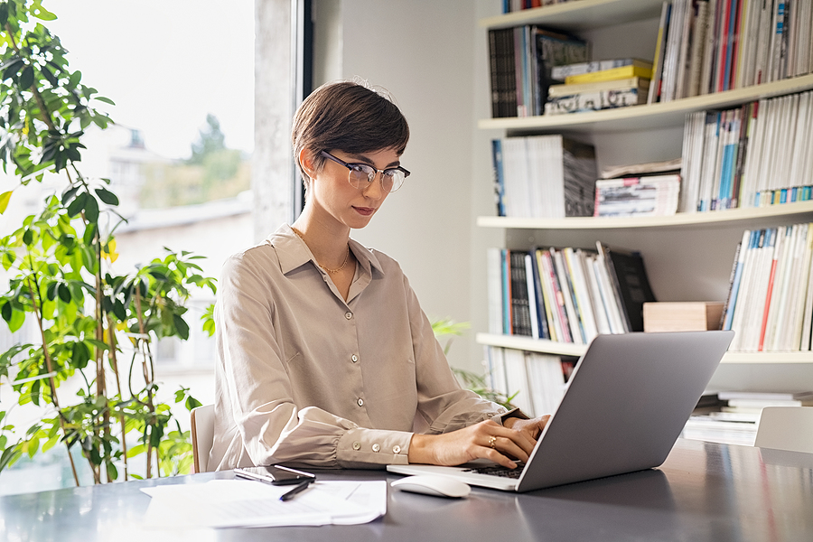 The BYOD Dilemma: Protecting Business Data When Employees Use Personal Devices