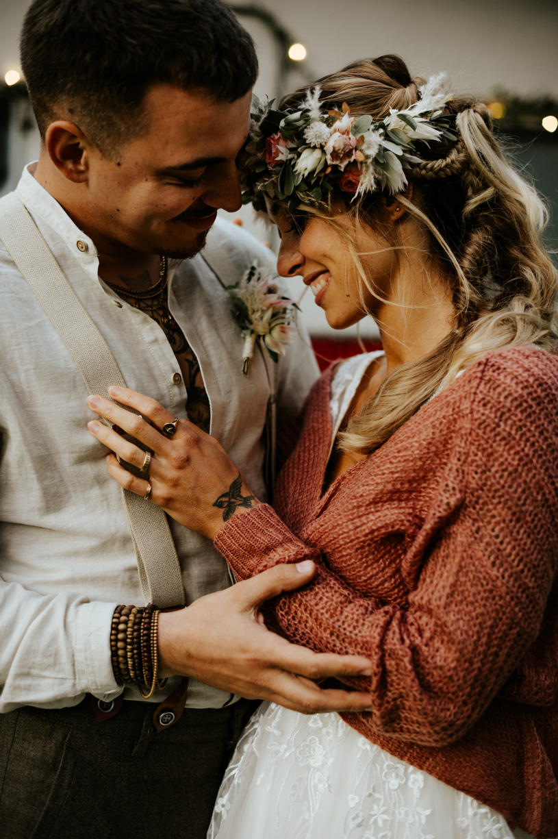 Hochzeitsfotograf schweiz st.gallen thurgau toggenburg zürich lichtenstein ostschweiz Hochzeit Fotograf Berghochzeit Hochzeitsreportage Boho Vintage genuin fotografie Waldhochzeit bohohochzeit bohemian inspiration