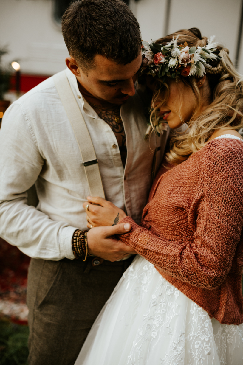 Hochzeitsfotograf schweiz st.gallen thurgau toggenburg zürich lichtenstein ostschweiz Hochzeit Fotograf Berghochzeit Hochzeitsreportage Boho Vintage genuin fotografie Waldhochzeit bohohochzeit bohemian inspiration