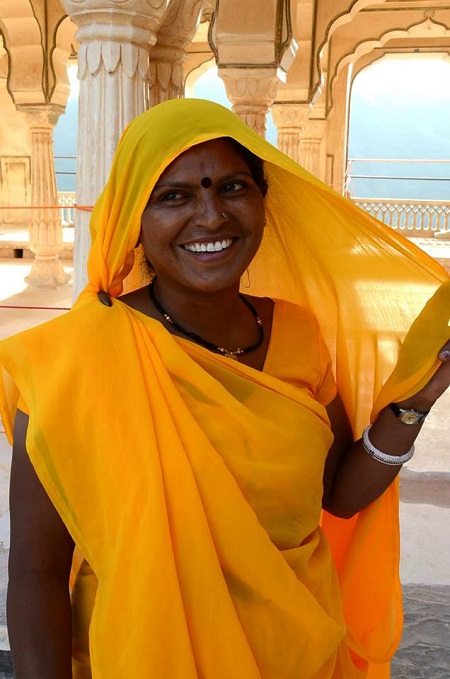 2013 Jaipur This woman, a housekeeper at the Amber Fort, took time to pose for me