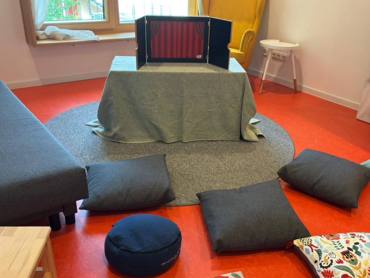 Tisch-Theater