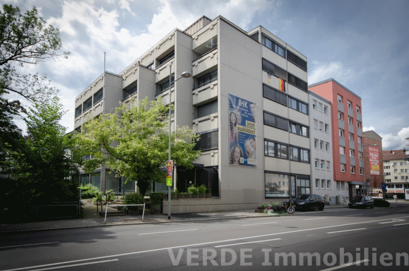 Geschäftshaus, neuer Mieter Barmer GEK (Vermietung)