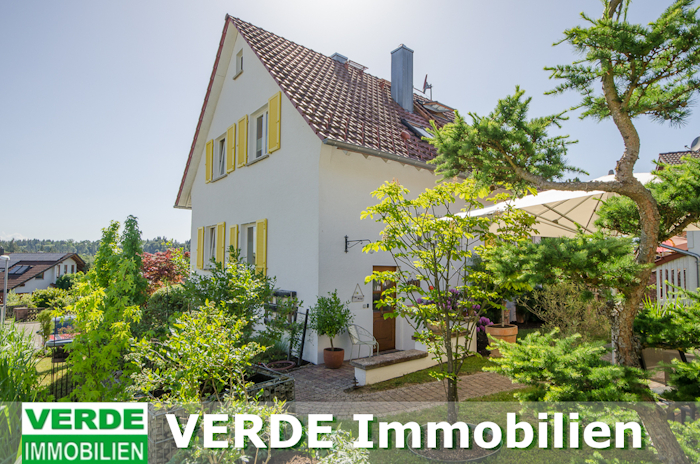 Modernisiertes EInfamilienhaus in Tiefenbronn