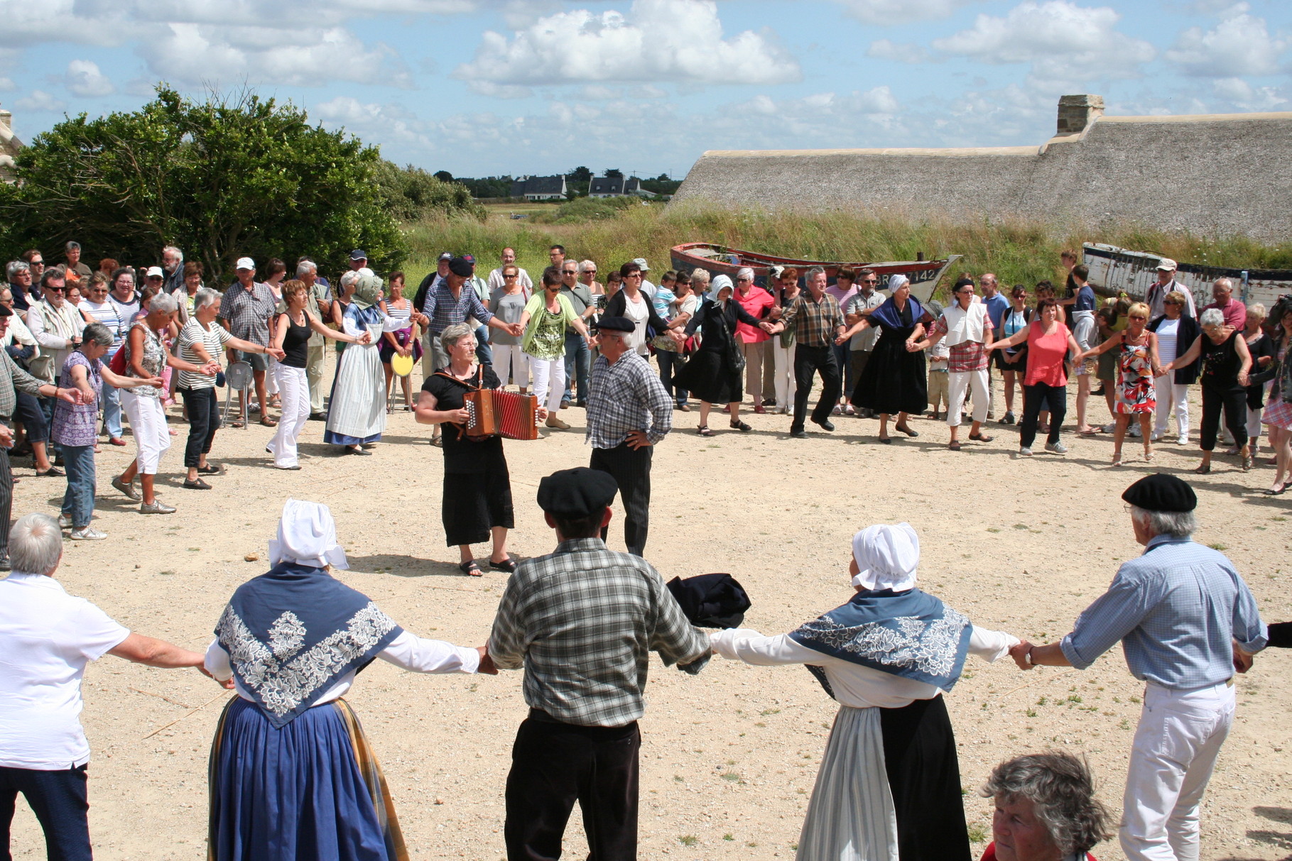 Animation au village de Ménéham