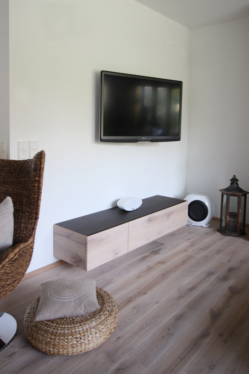 TV, HiFi, Lautsprecher... - aspekt schreinerarbeiten