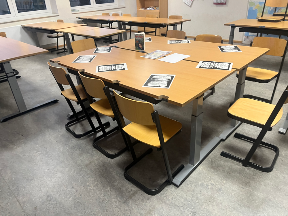 Fotos und Textprodukte von Mür (Arbeitsblätter mit KI gestaltet), Pizzabilder stammen von Lzm