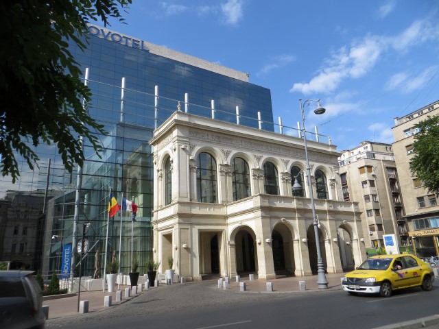 Alt vor neu: das Novotel