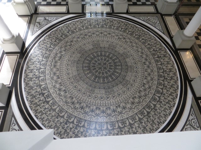 Fußbodenmosaik