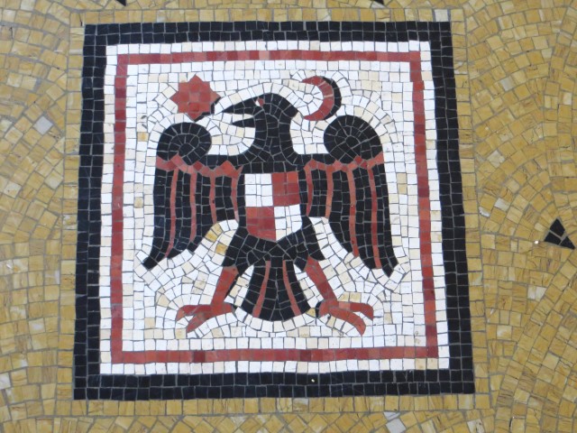 Fußbodenmosaik: Wappen der Walachei