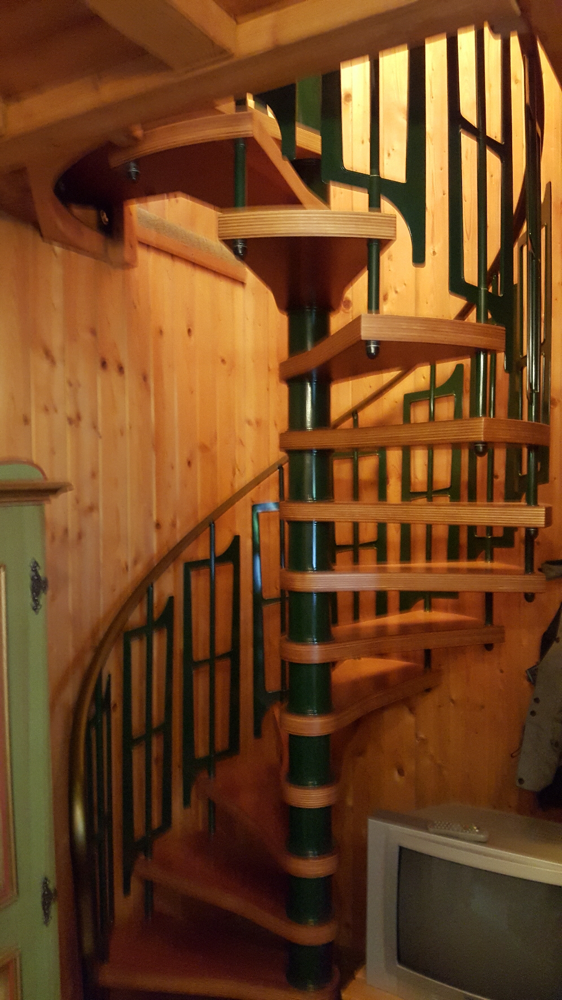 Wendeltreppe zum Schlafraum.....