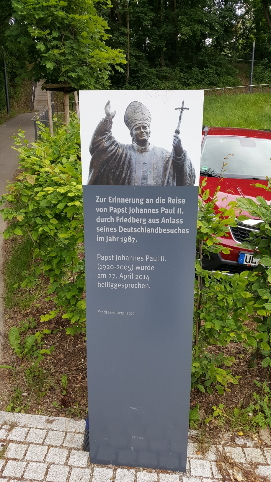 Wo sogar der Papst mal vorbeigefahren ist.... 
