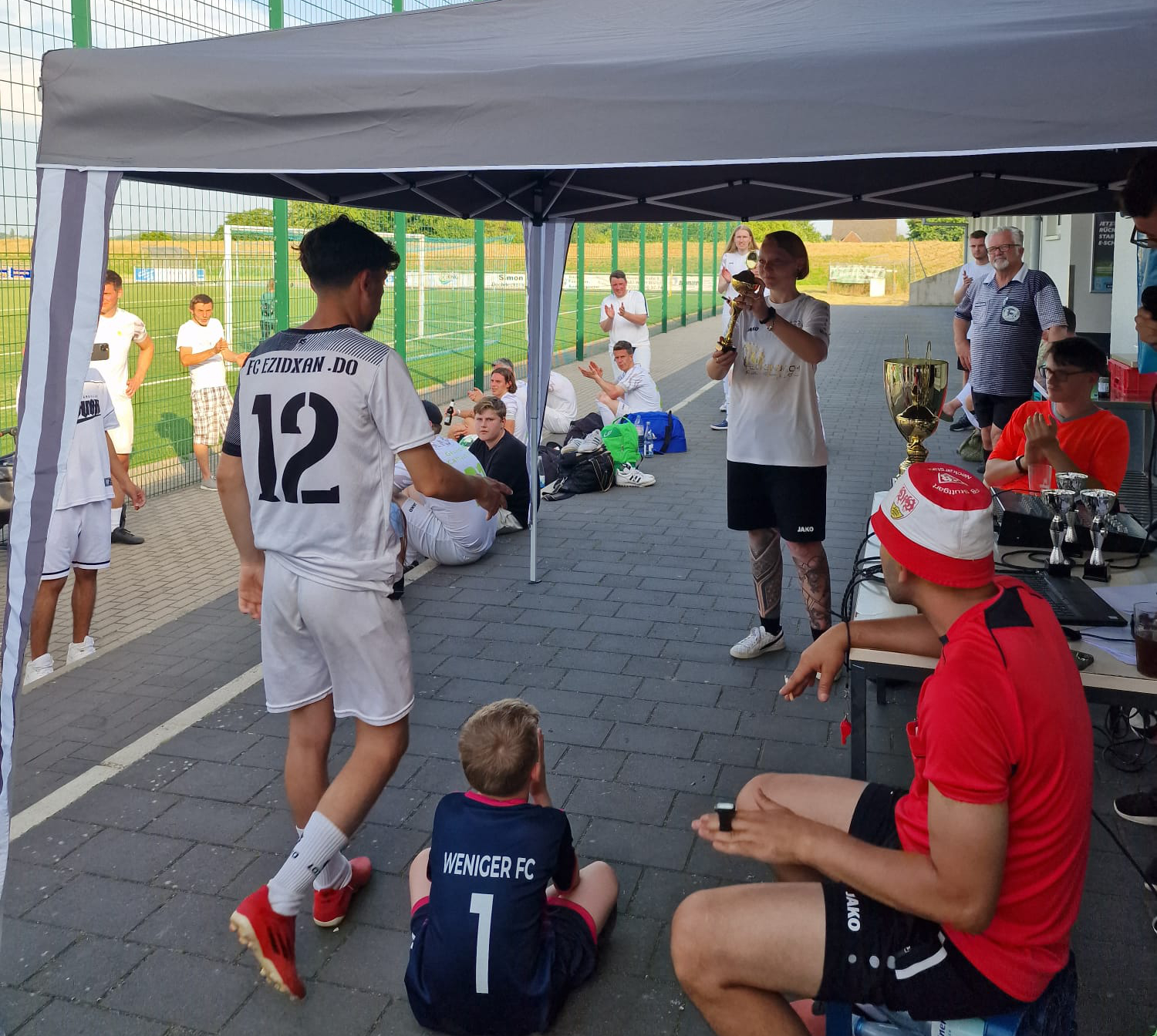 WENIGER FC Wesel 22 und der SV Bislich: Am 14.06.2025 gemeinsames Hobbyfußballturnier mit 16 Teams