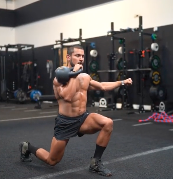 walking lunge kb crossfit chateaugiron