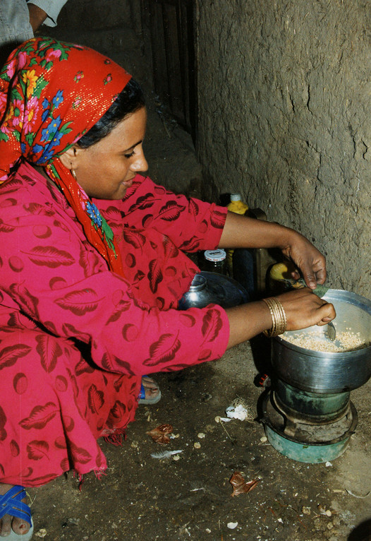 Préparation du repas, Hassan Fathy, Egypte 1996