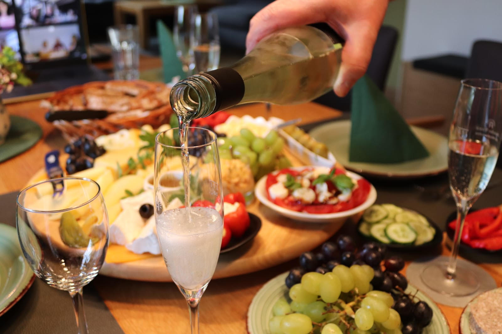 Hausgemachtes reichliches WINZERVESPER