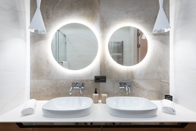 Inspiratie en badkamerideeën: moderne badkamer inrichten