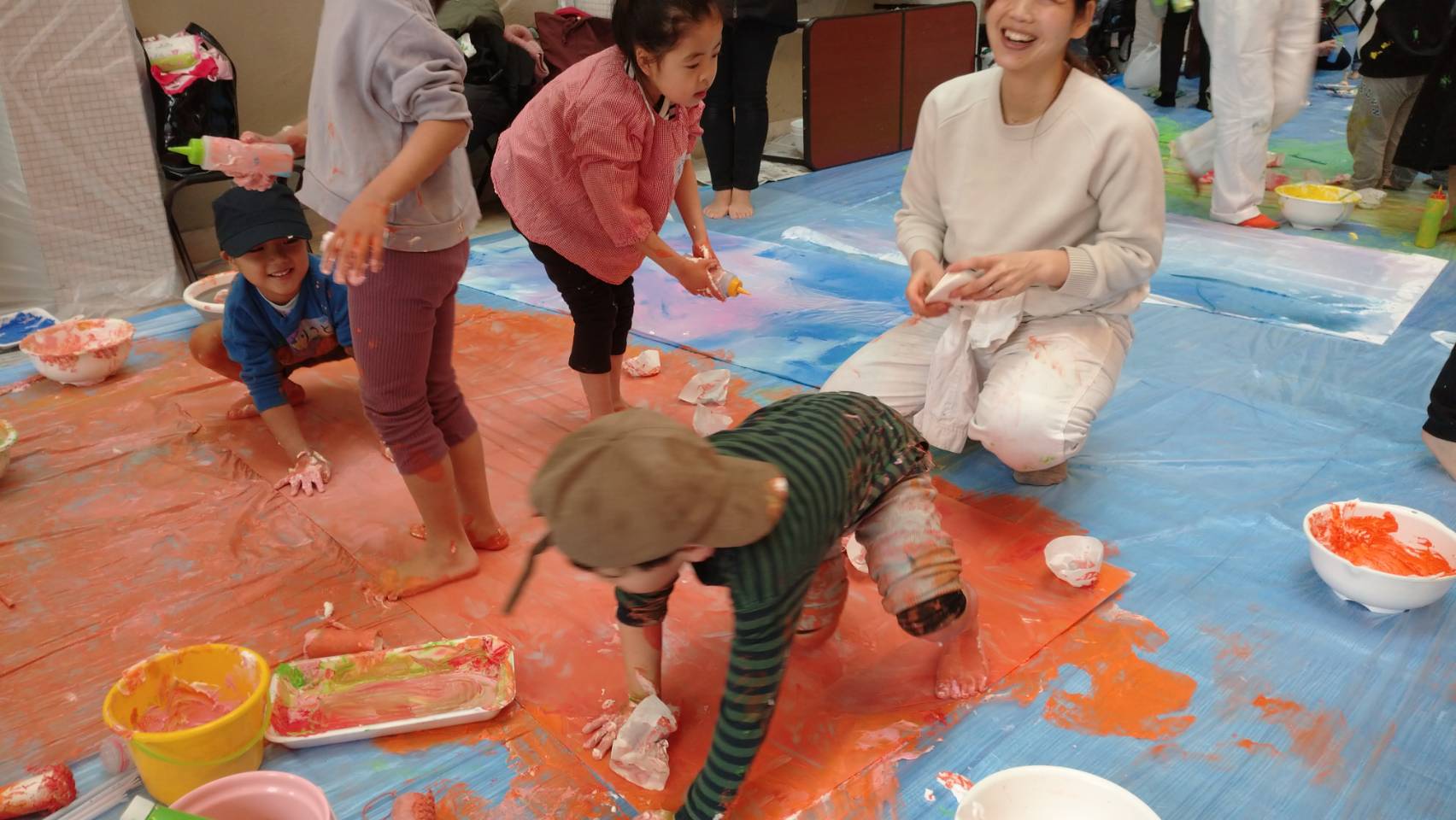 マザーズプロジェクト企画「音と色と身体で感じる春のはじまり」