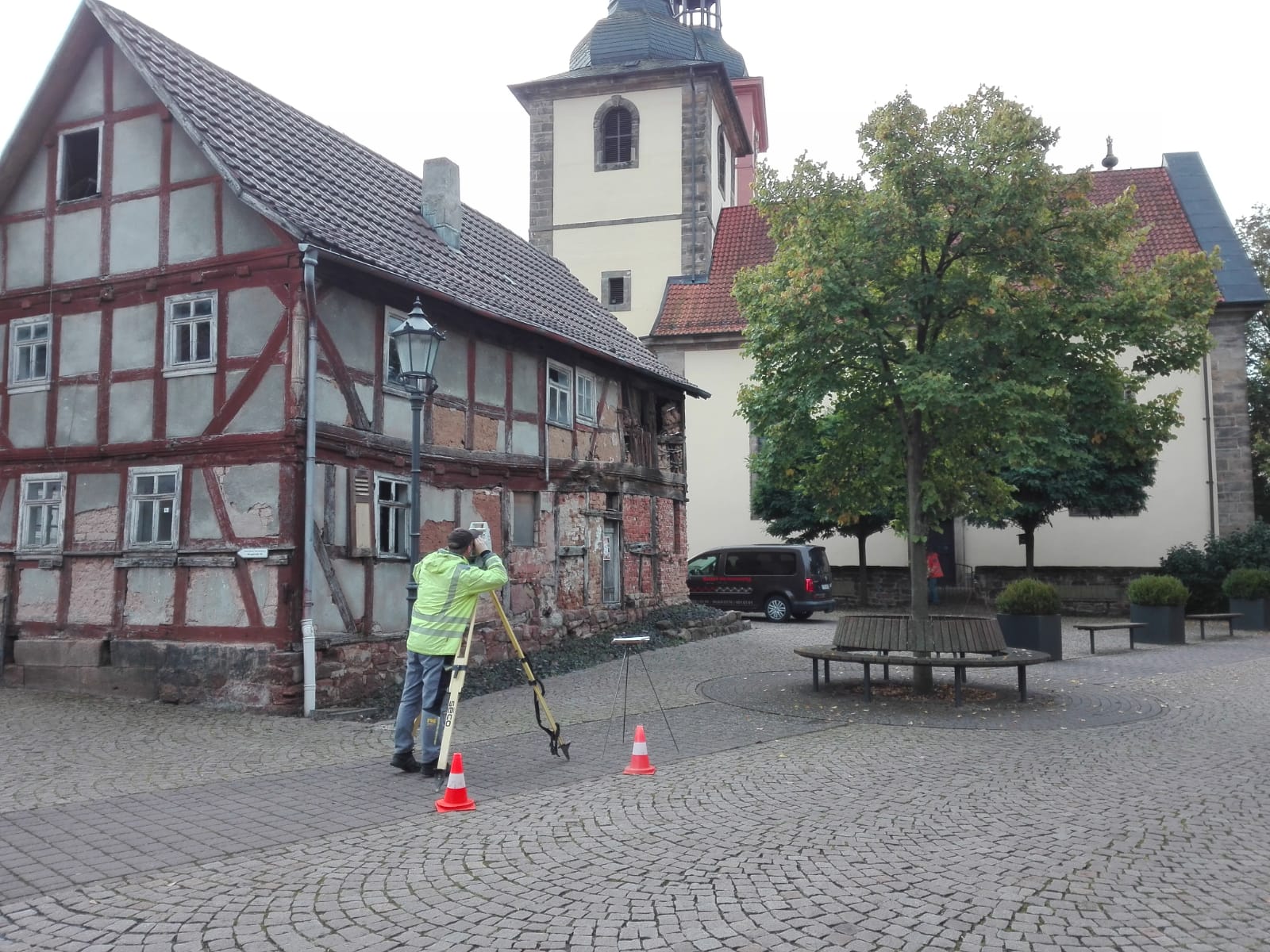 Vermessung durch die Gemeinde für Parkplätze!!!