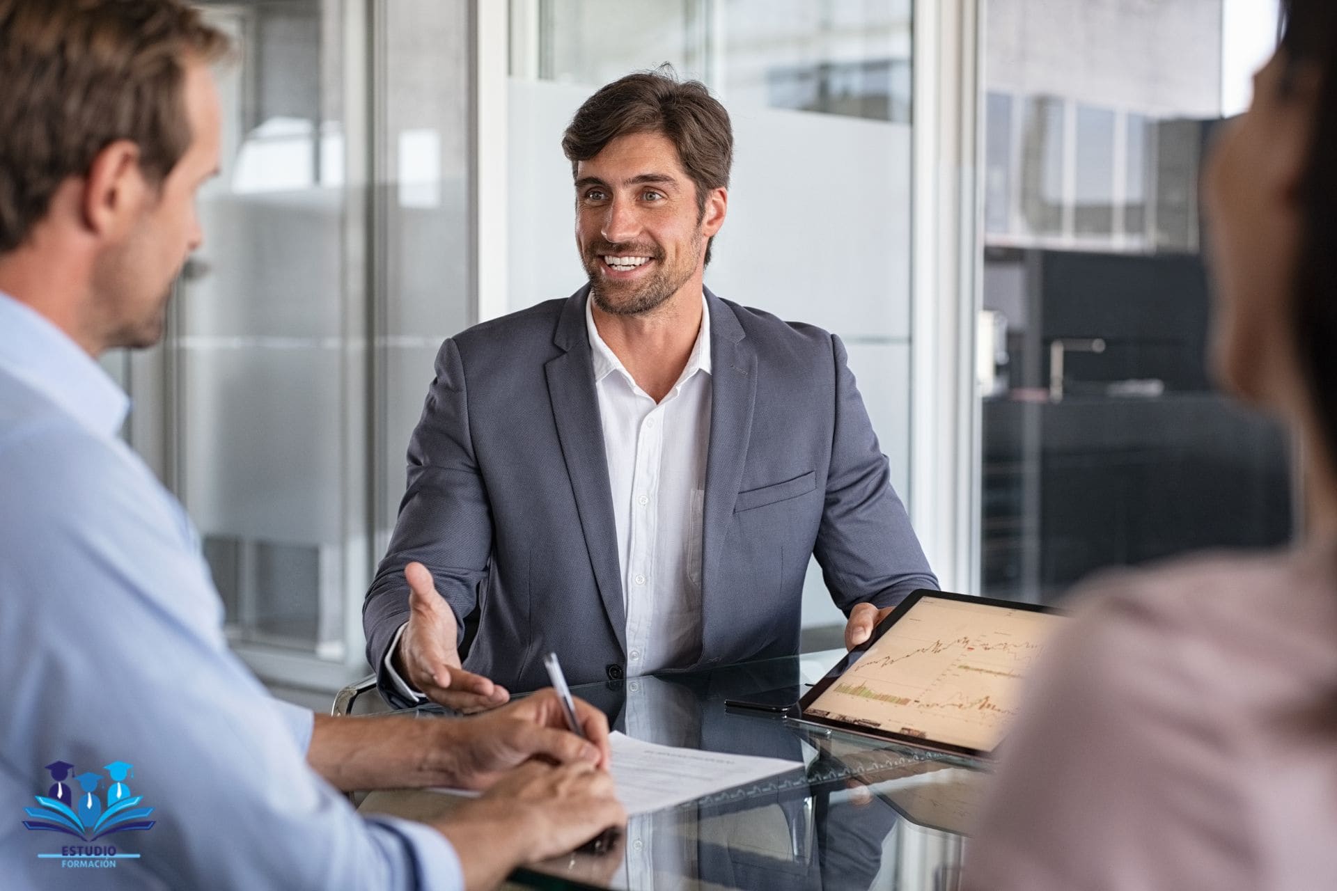 ▷ Qué Hace un Asesor Financiero: Funciones de un Asesor Financiero