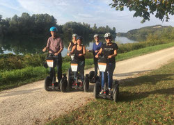 Direkt am Rhein während der Kaiserstuhl-Touren