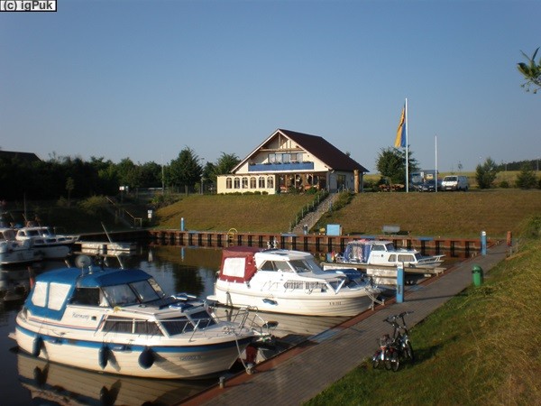 StPl Haldensleben Sportboothafen Mittellandkanal